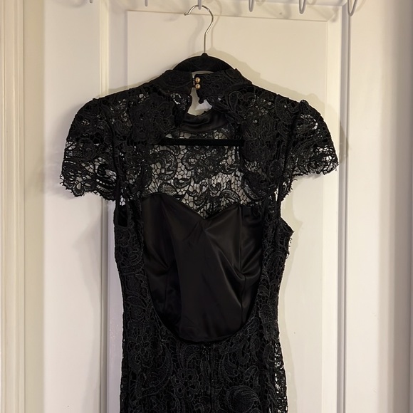 Backless Formal Black Lace Gown - Picture 4 of 4